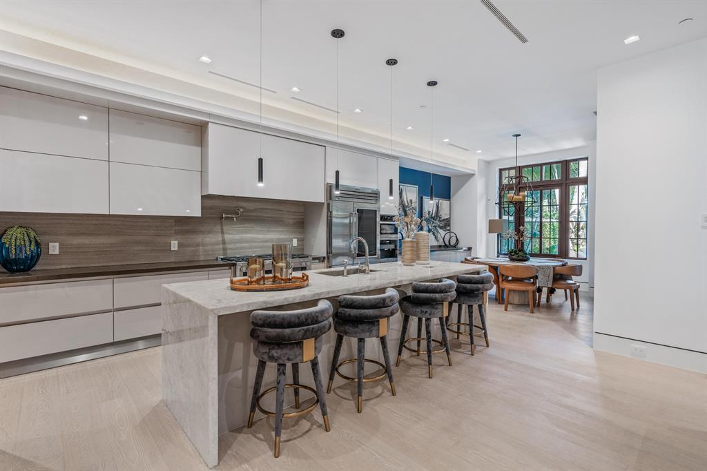 PALAZZO VILLAS OF PALM BE - Residential