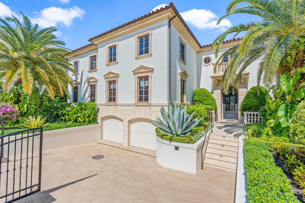 PALAZZO VILLAS OF PALM BE - Residential