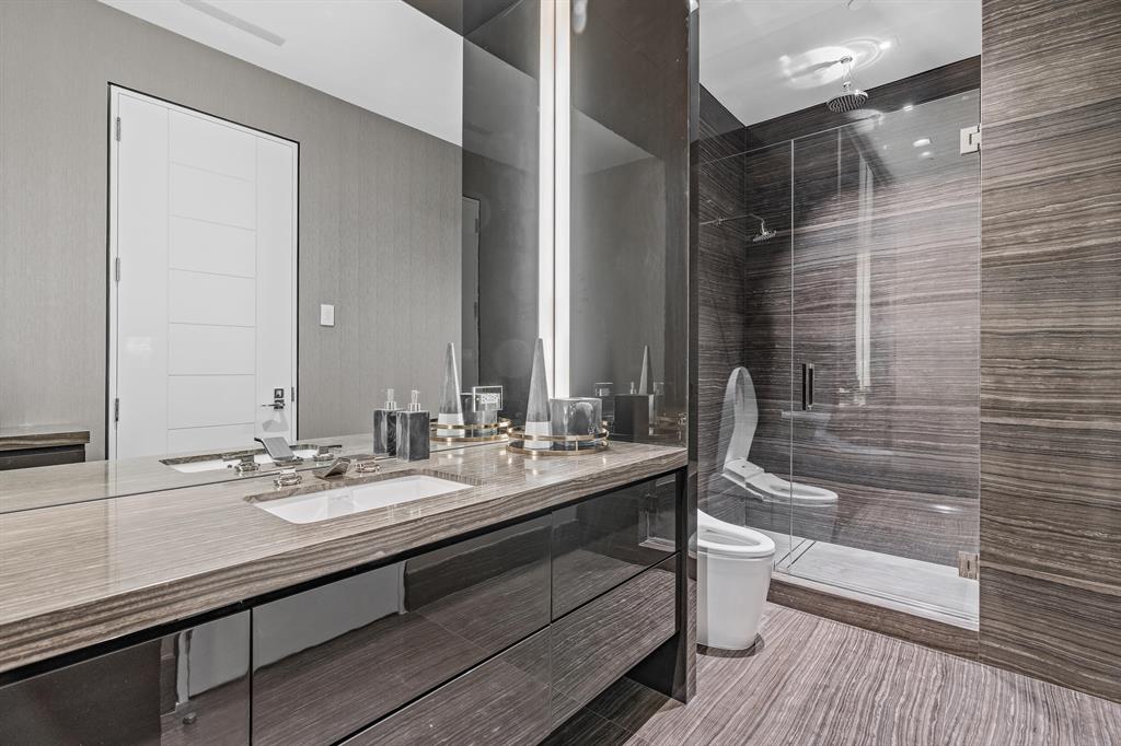 PALAZZO VILLAS OF PALM BE - Residential