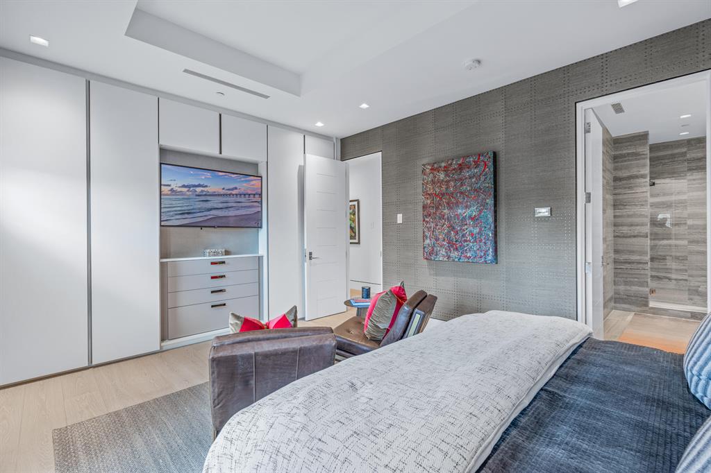 PALAZZO VILLAS OF PALM BE - Residential