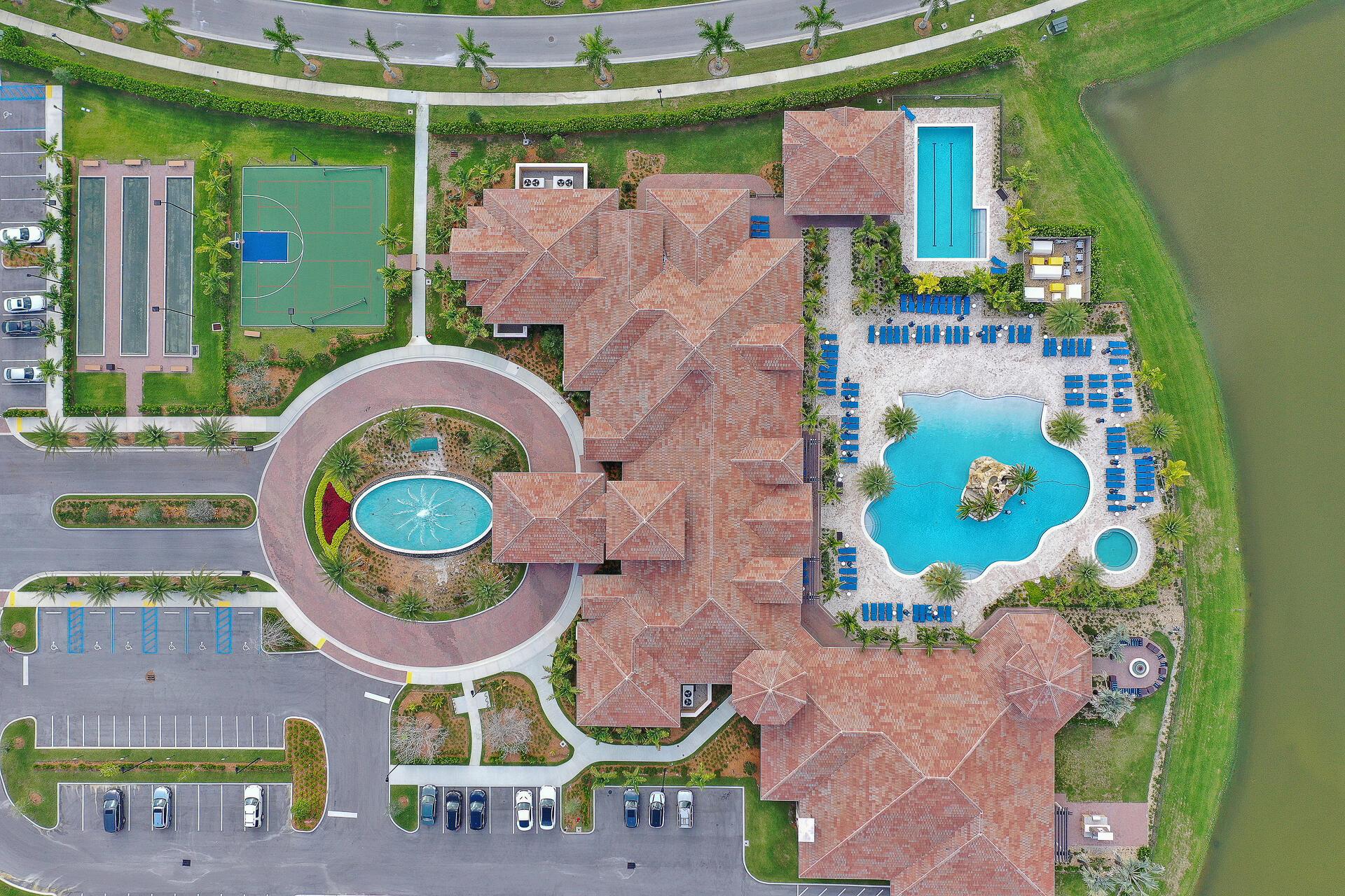 PARKLAND ROYALE - Residential