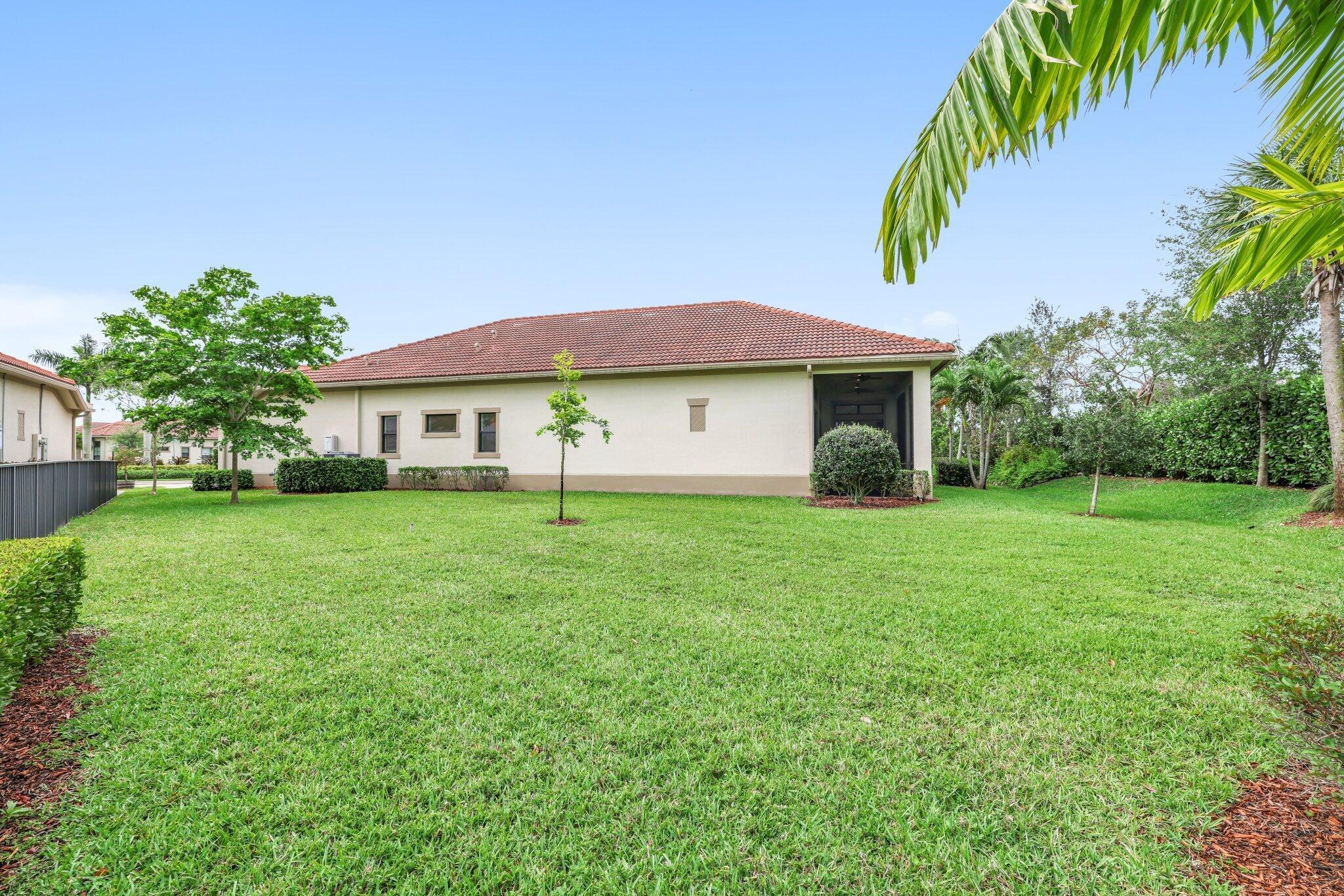 PARKLAND ROYALE - Residential
