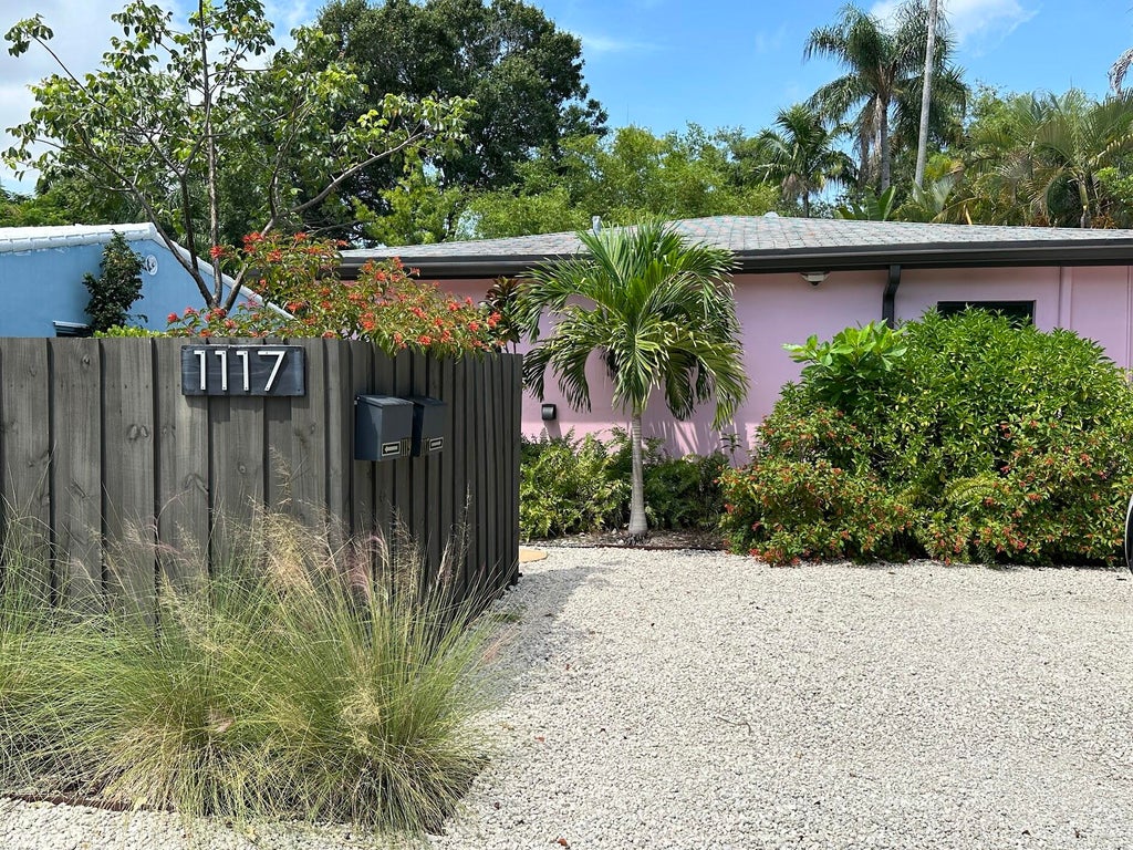 Photo of 1117 NE 17TH Way, Fort Lauderdale, FL 33304 (MLS # B26078210)