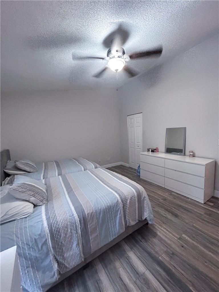 Camino Sheridan Villas - Residential