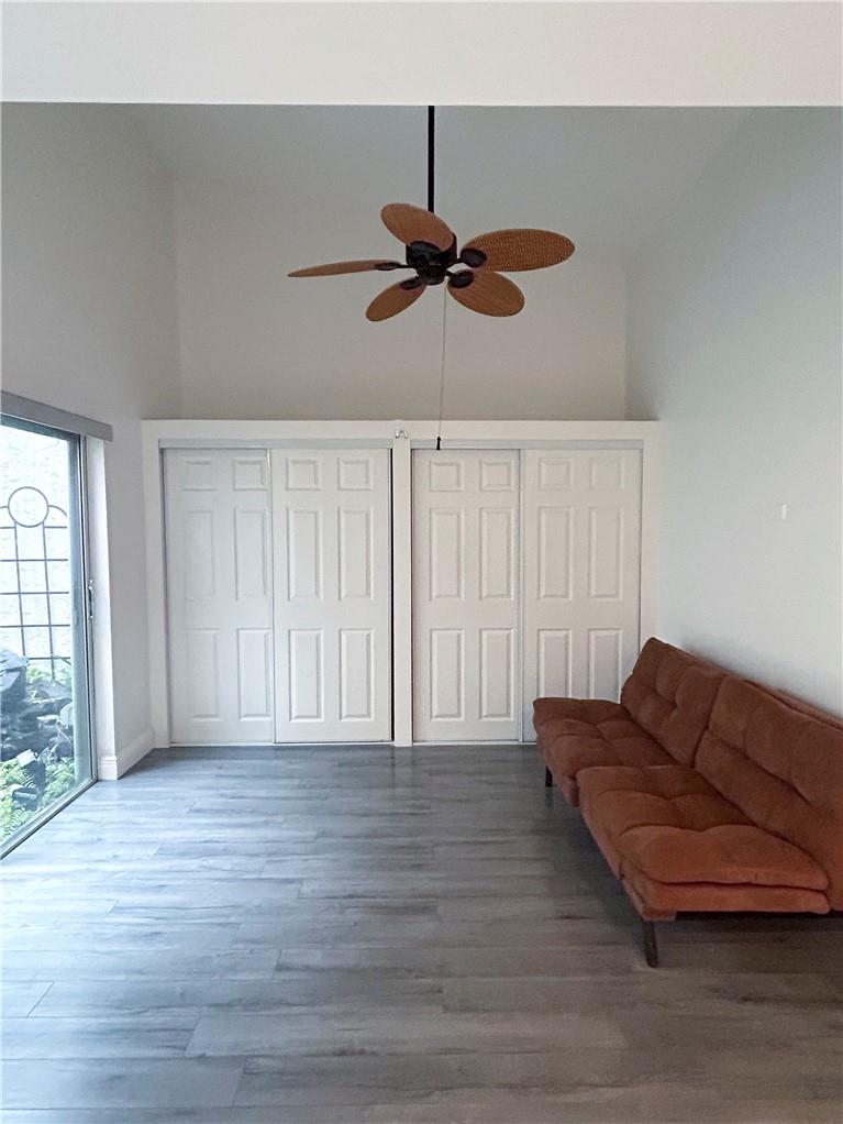 Camino Sheridan Villas - Residential