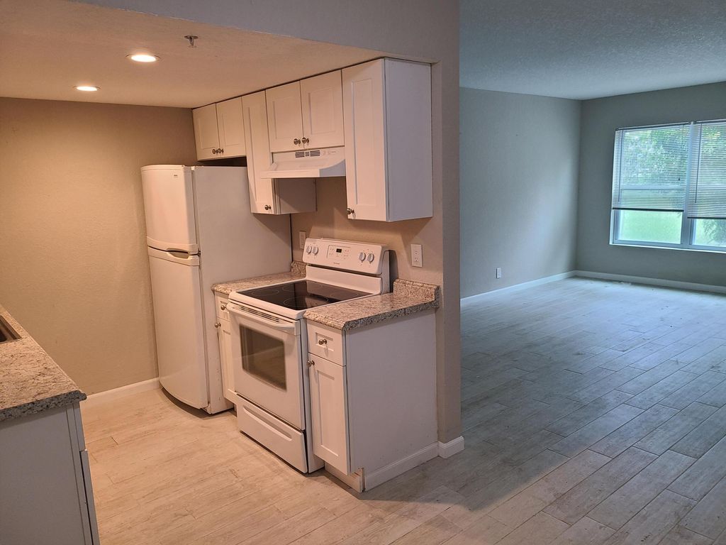 Photo of 119 NW 1st Avenue #4, Delray Beach, FL 33444 (MLS # R10967780)