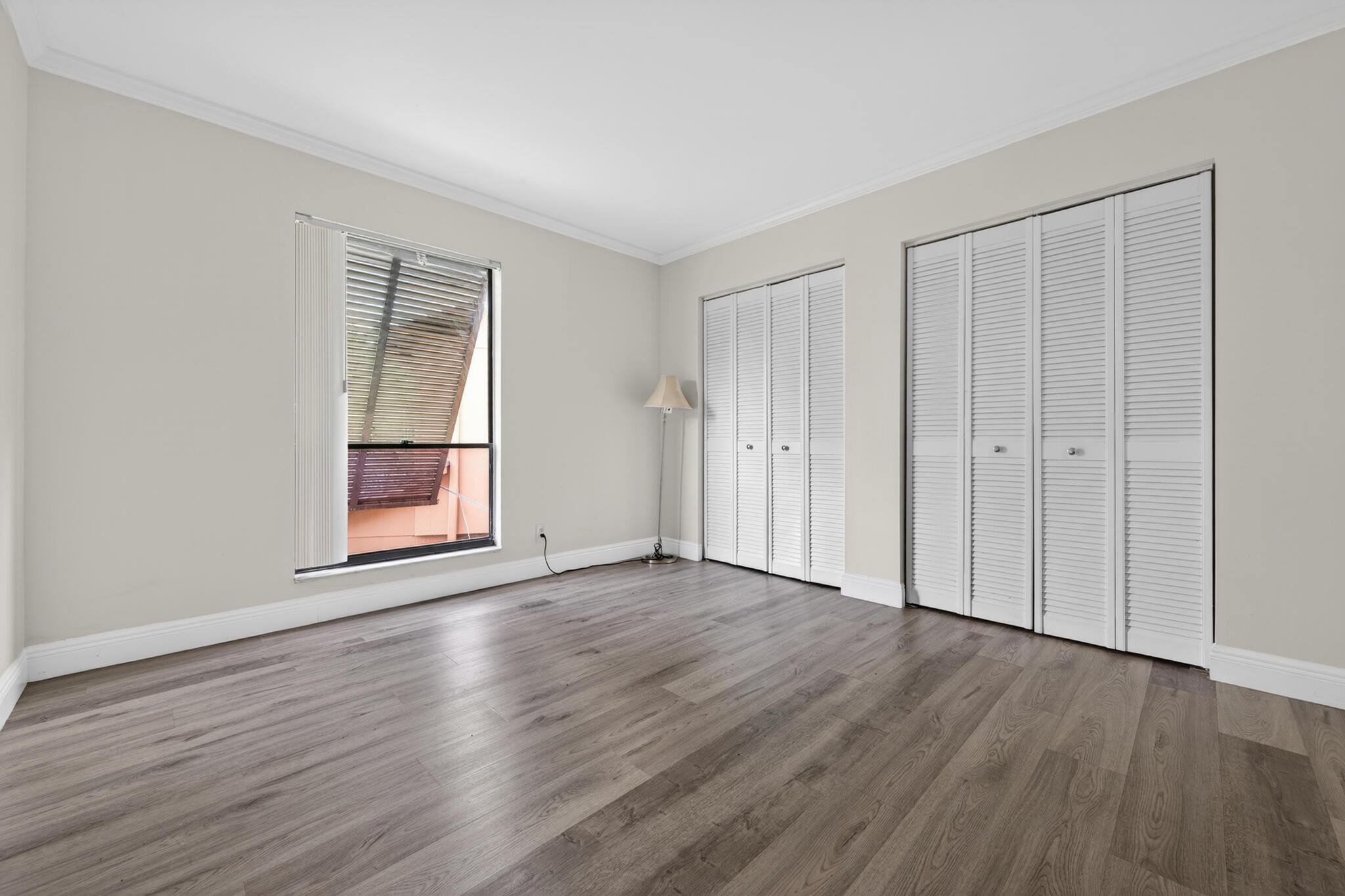 SANDTREE - Residential