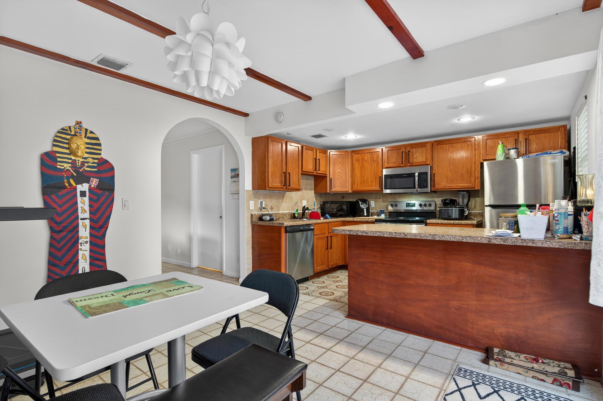 SANDTREE - Residential