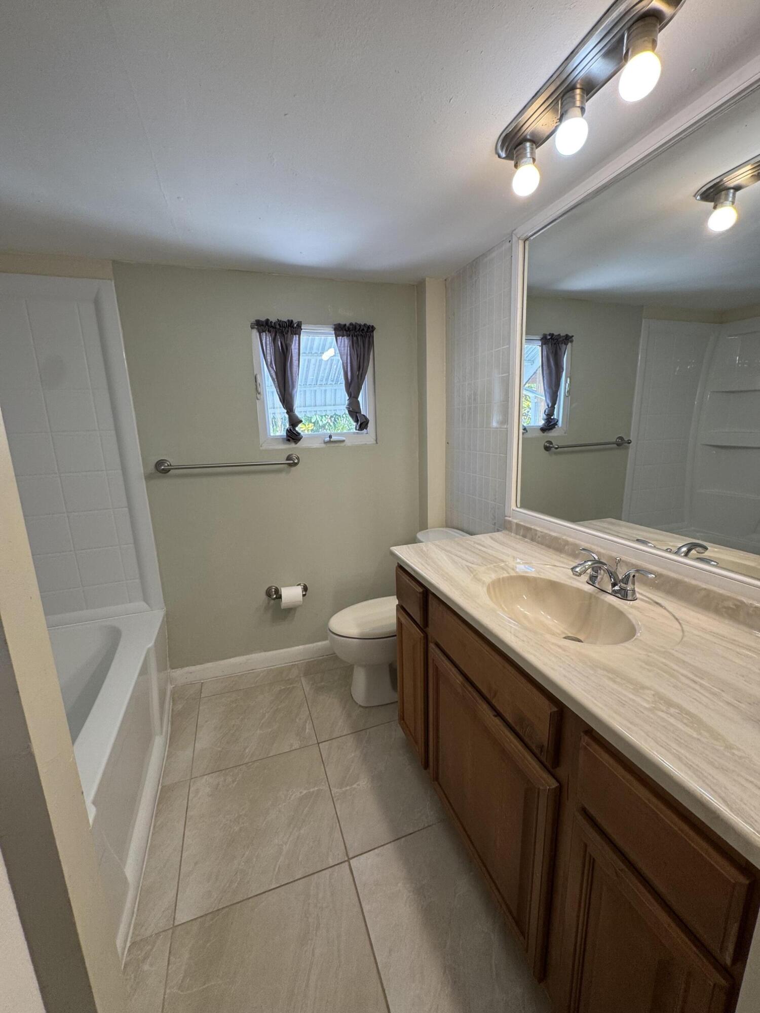 KEY LARGO MOBILE HOMESITE PLAT #3 - Residential Lease