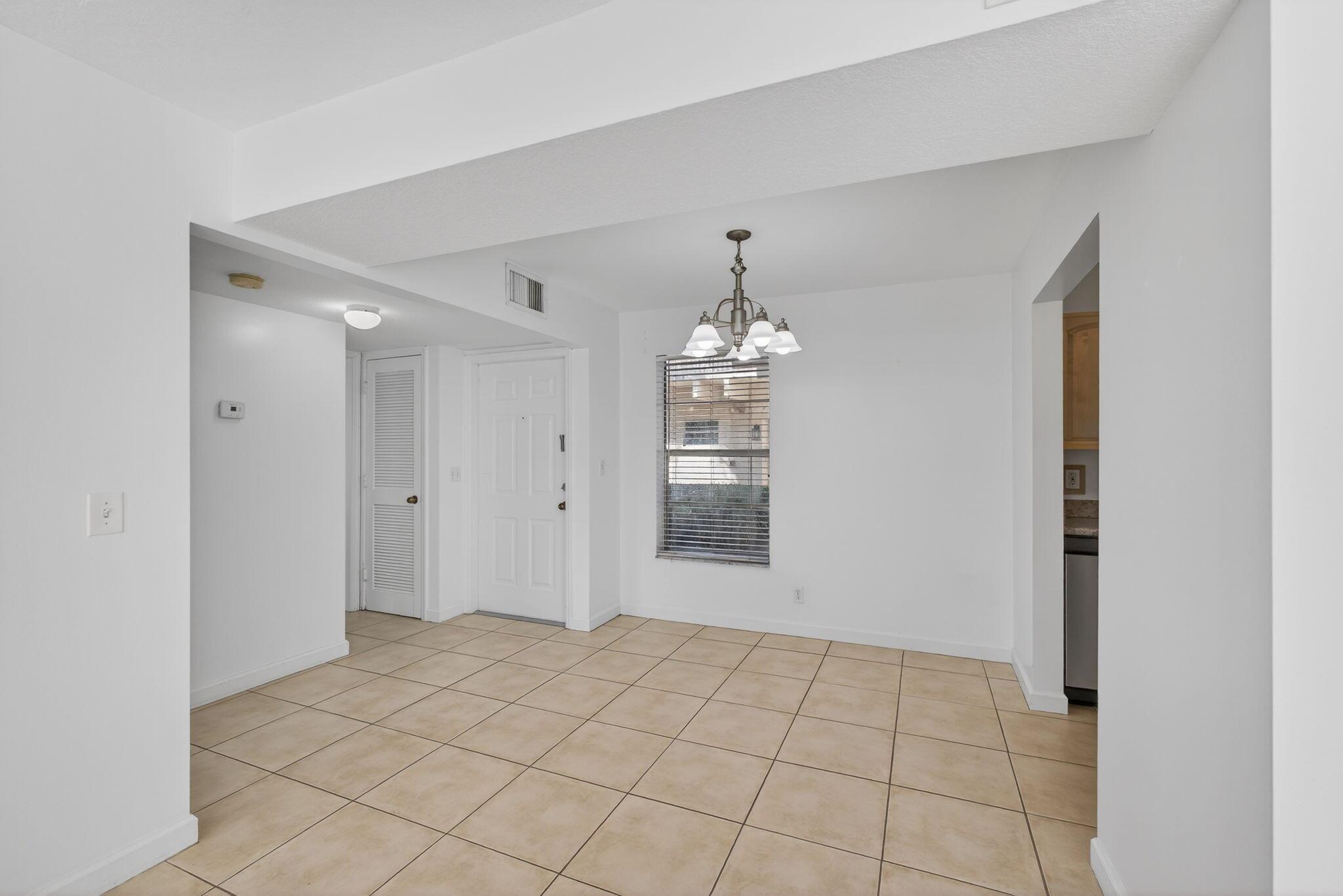 MANSON CONDO - Residential