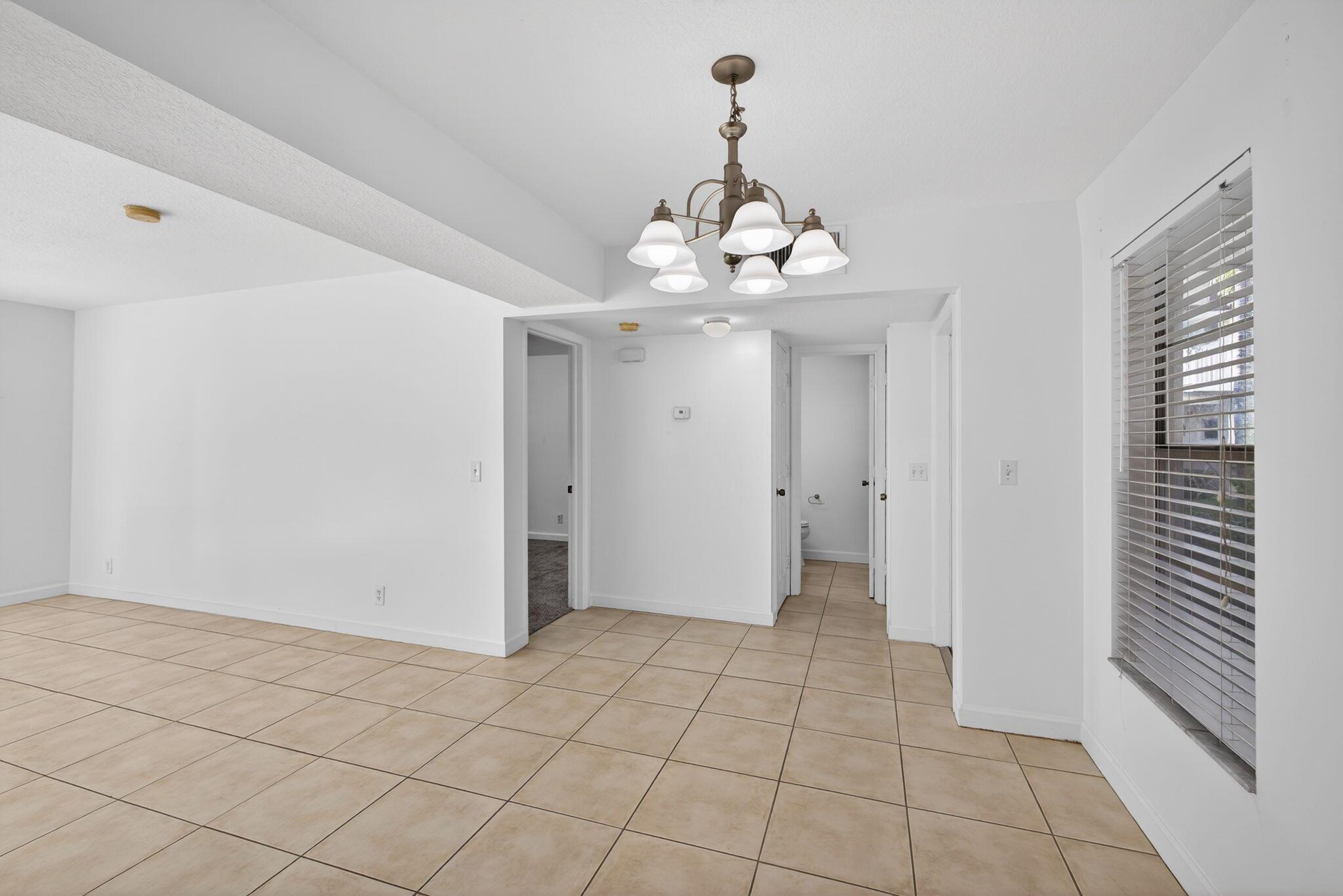 MANSON CONDO - Residential