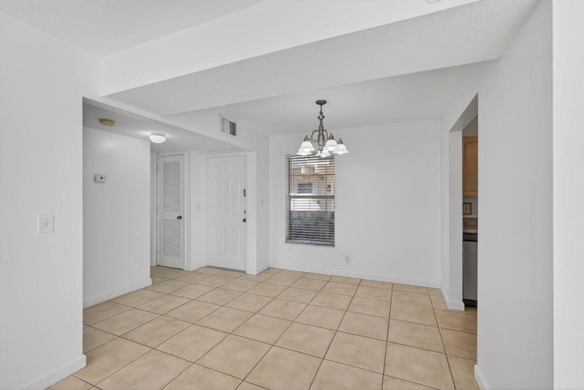 MANSON CONDO - Residential