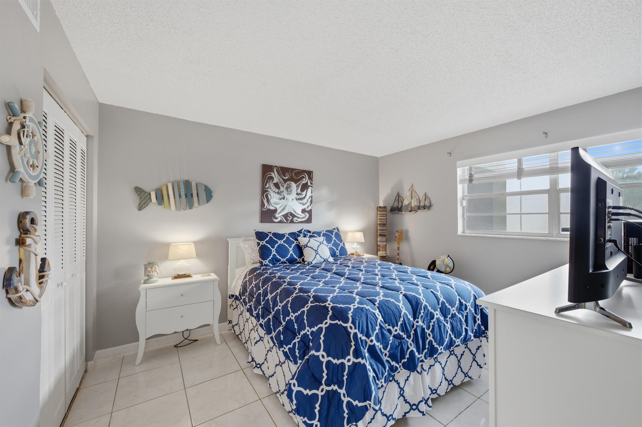 LAGO DEL REY - Residential