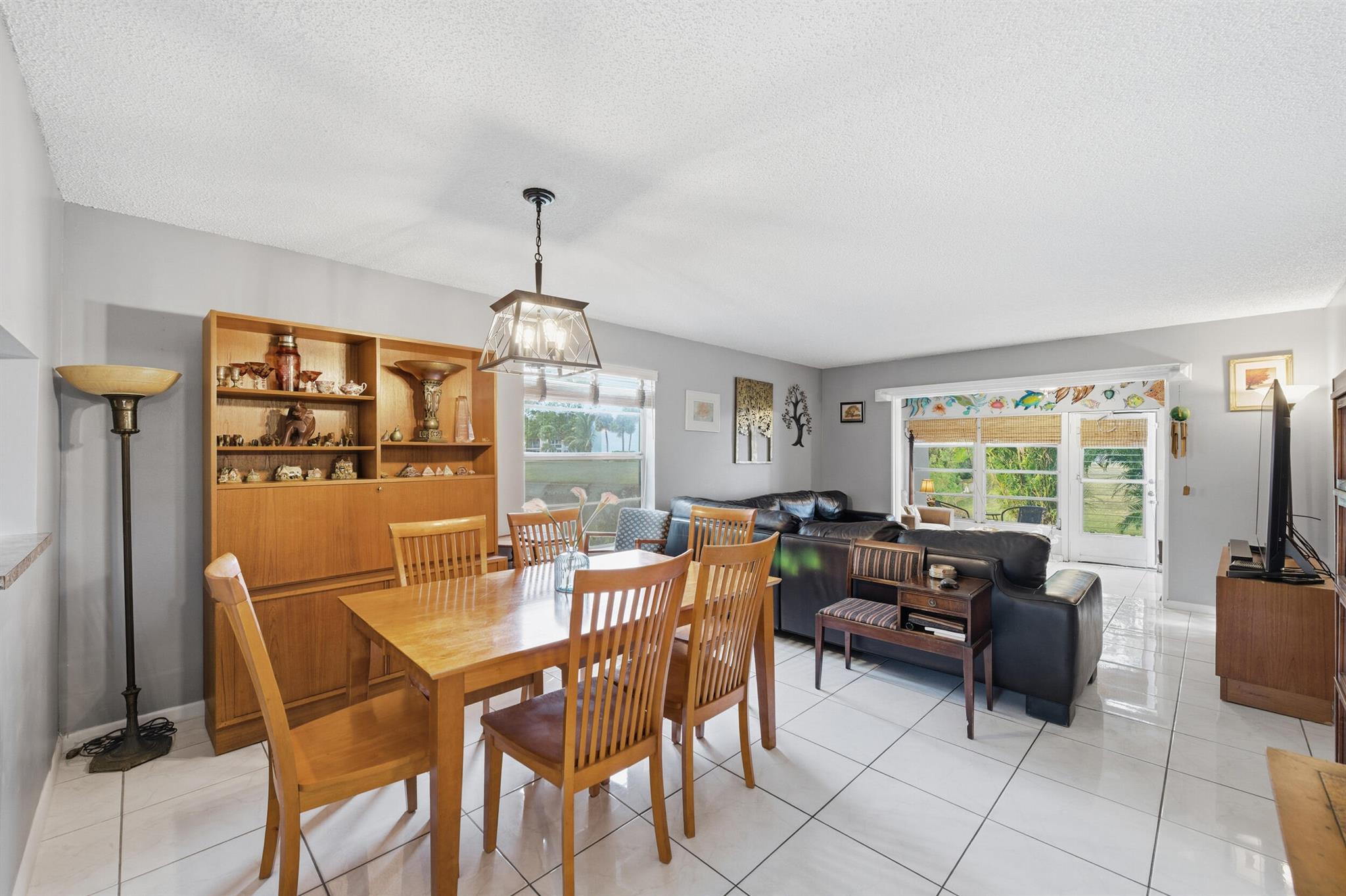 LAGO DEL REY - Residential