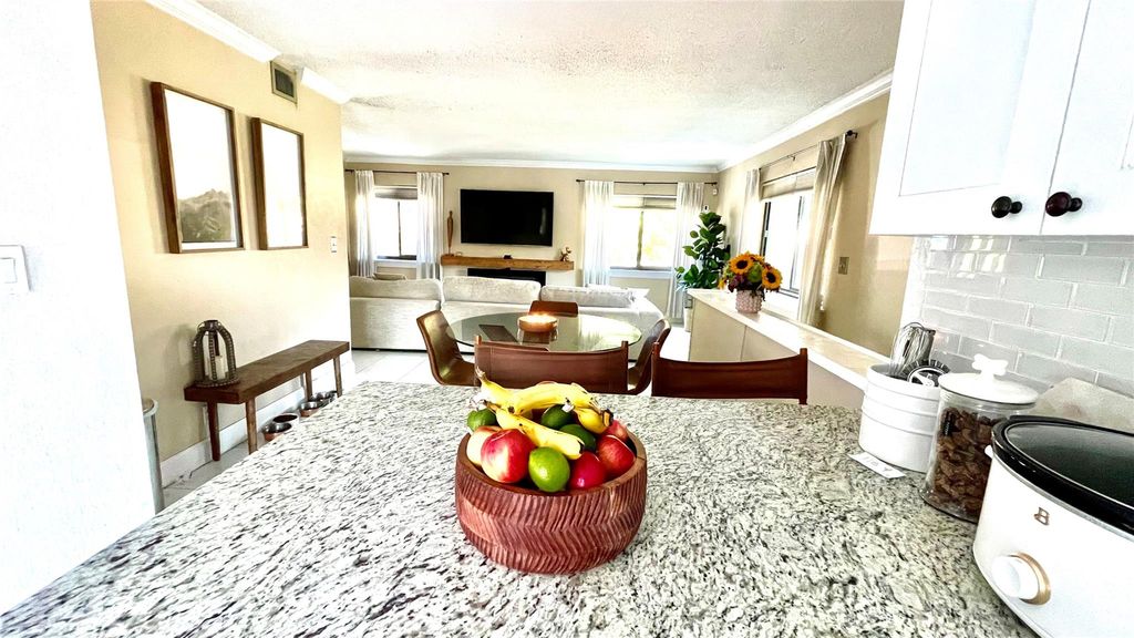 Photo of 134 Wimbledon Lake Drive #134, Plantation, FL 33324 (MLS # F10507105)