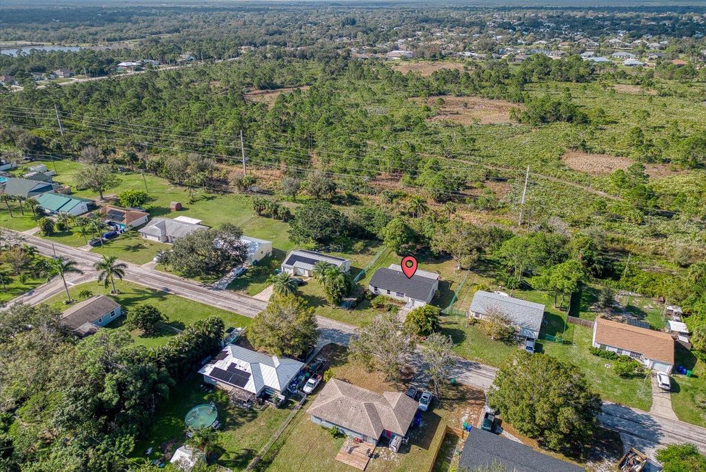 Photo of 139 Harris Drive, Sebastian, FL 32958 (MLS # R11048274)