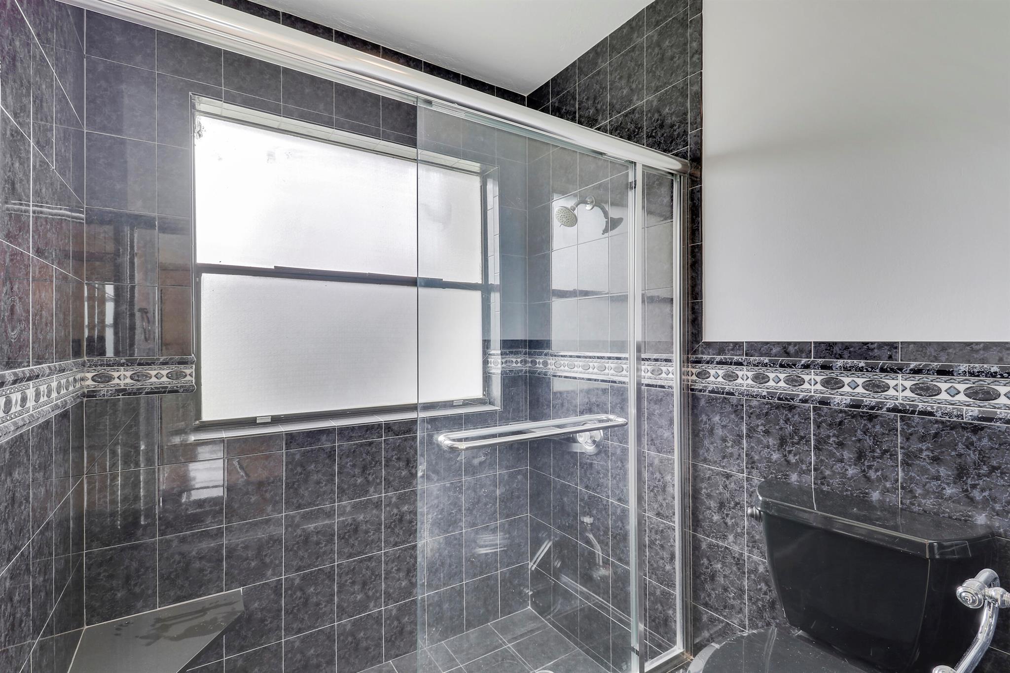 VILLAS OF GREEN GLEN II-B - Residential