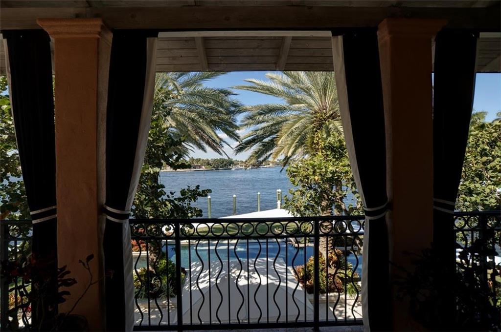 Del Lago Isle 42-2 B - Residential