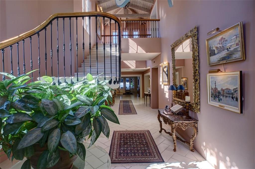 Del Lago Isle 42-2 B - Residential