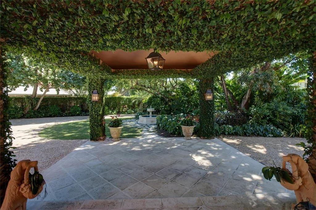 Del Lago Isle 42-2 B - Residential