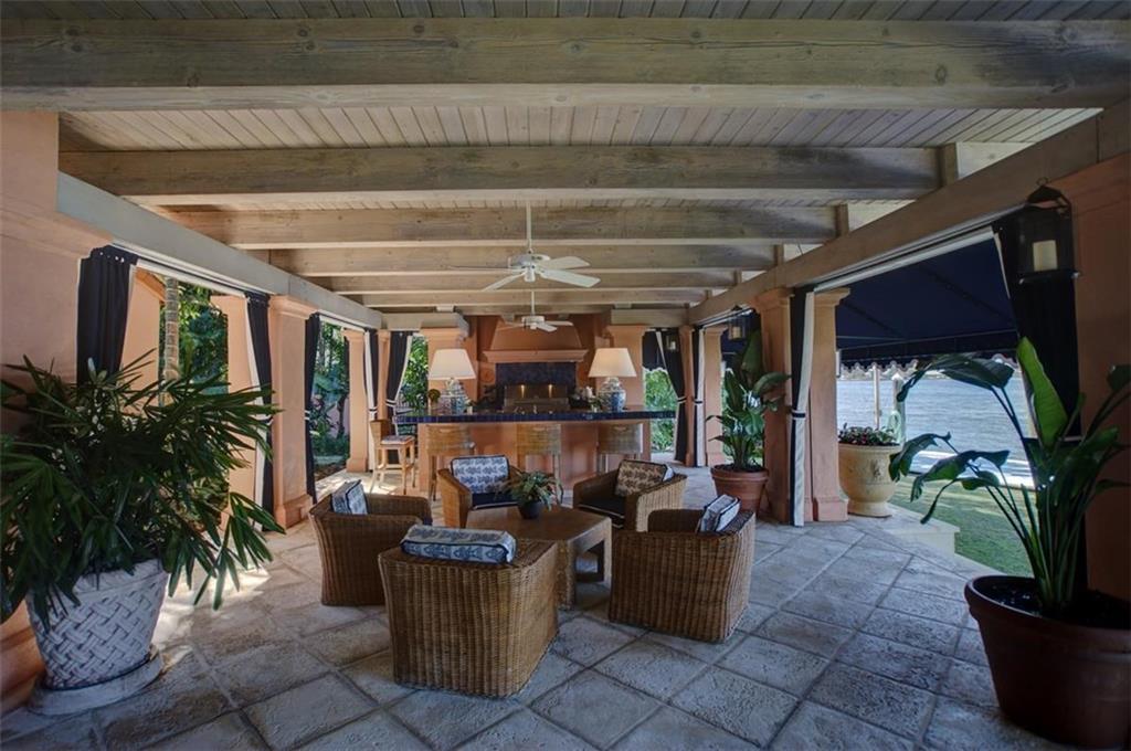 Del Lago Isle 42-2 B - Residential