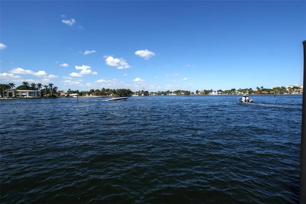 Del Lago Isle 42-2 B - Residential