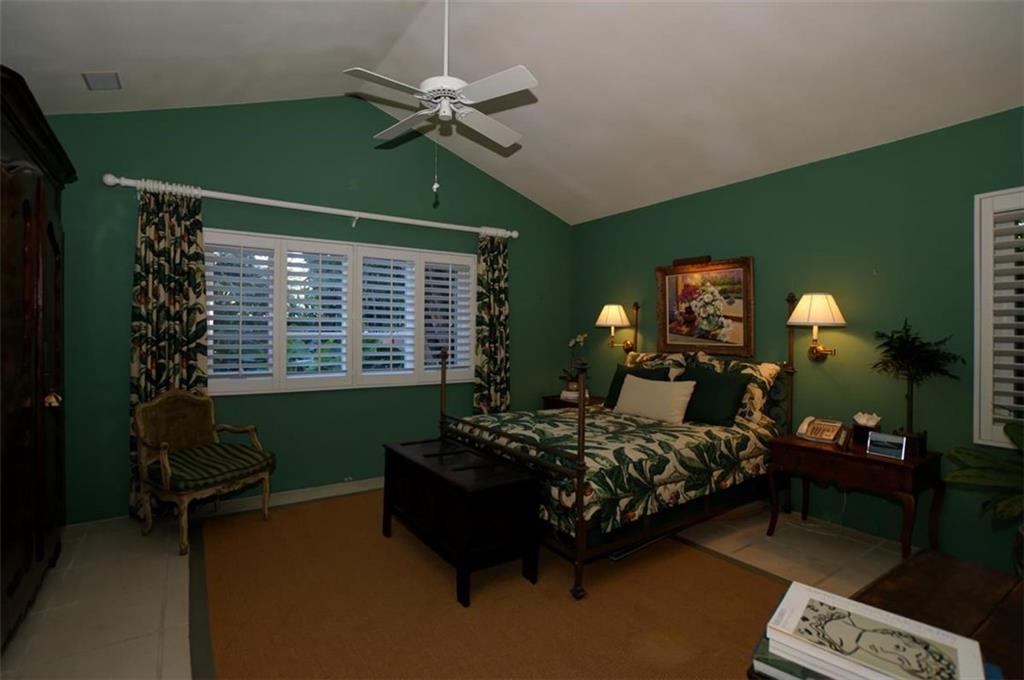 Del Lago Isle 42-2 B - Residential