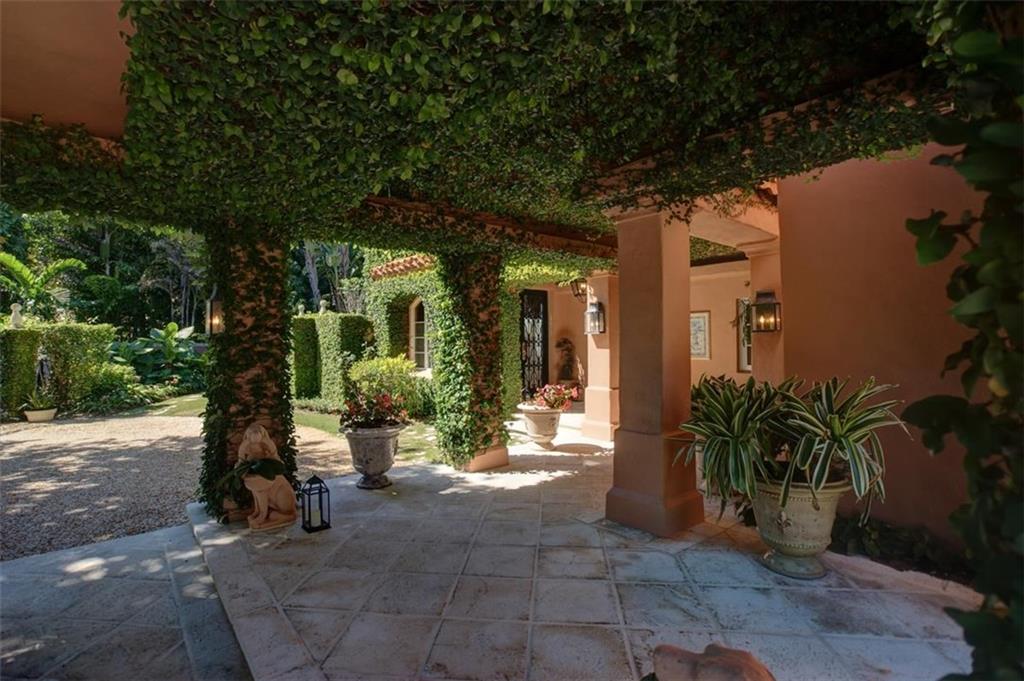 Del Lago Isle 42-2 B - Residential