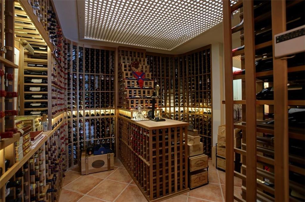 Del Lago Isle 42-2 B - Residential