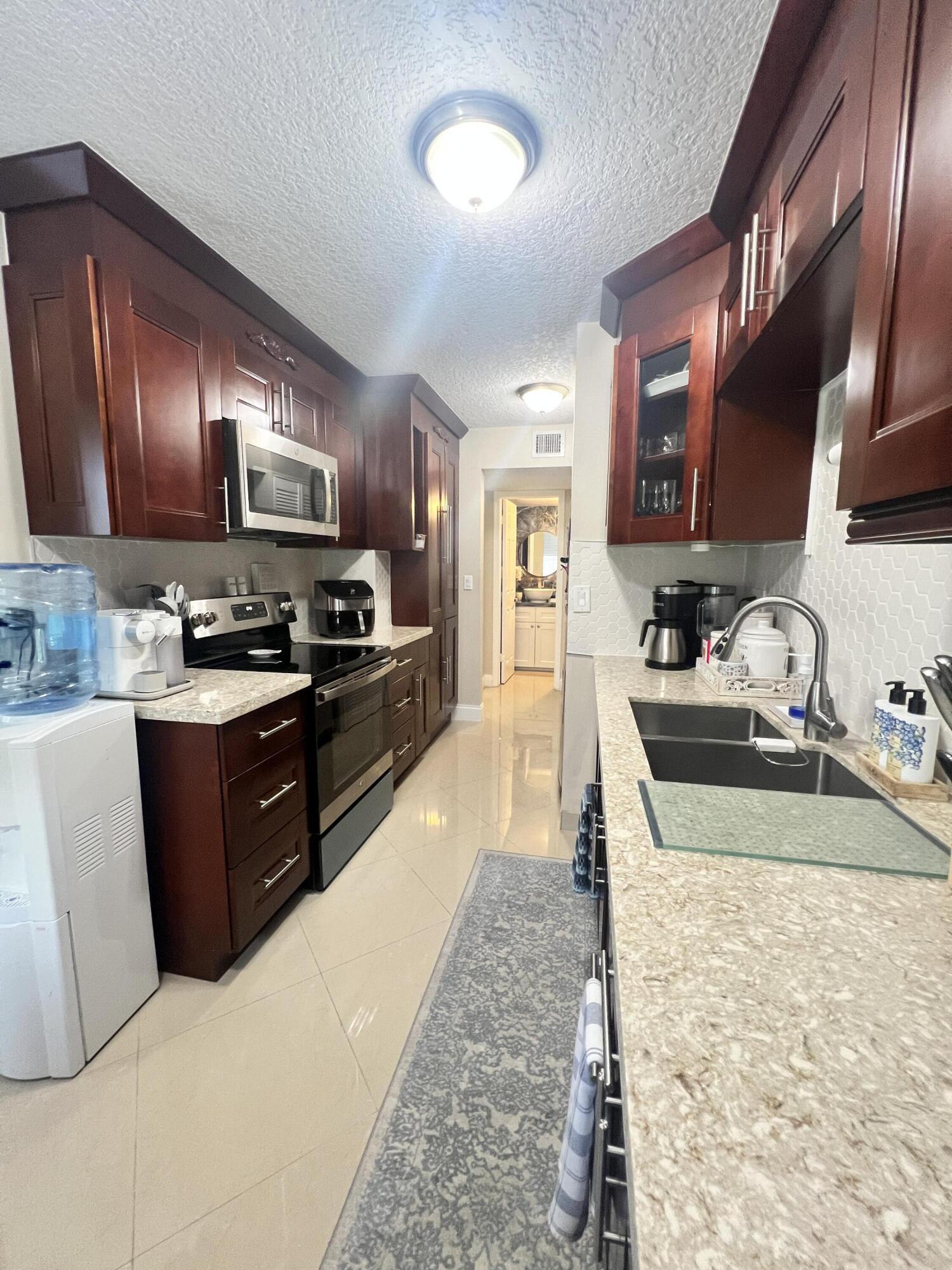 BLUE LAKE APTS CONDO - Residential Lease