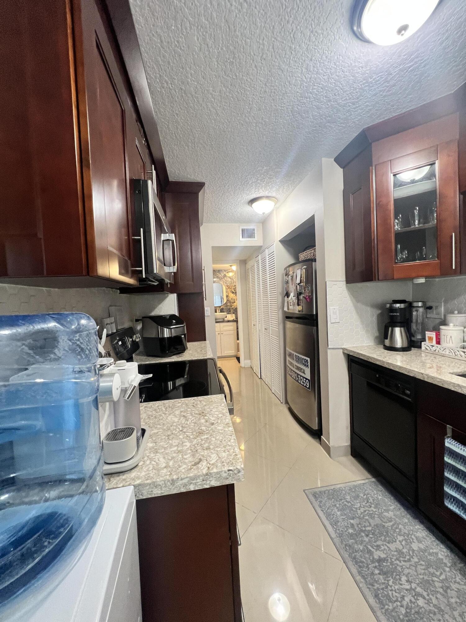 BLUE LAKE APTS CONDO - Residential Lease