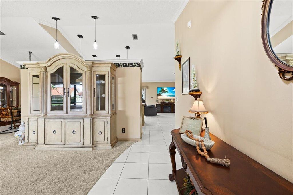 Photo of 9615 Sun Pointe Drive, Boynton Beach, FL 33437 (MLS # B26012525)