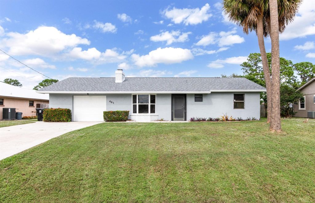 Photo of 461 SE Fallon Drive, Port Saint Lucie, FL 34983 (MLS # R10943484)