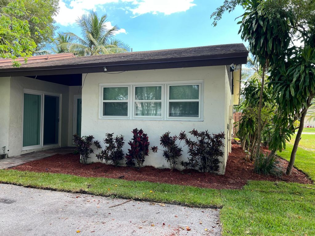 Photo of 4404 Treasure Cove Dr, Dania Beach, FL 33312 (MLS # B26001128)