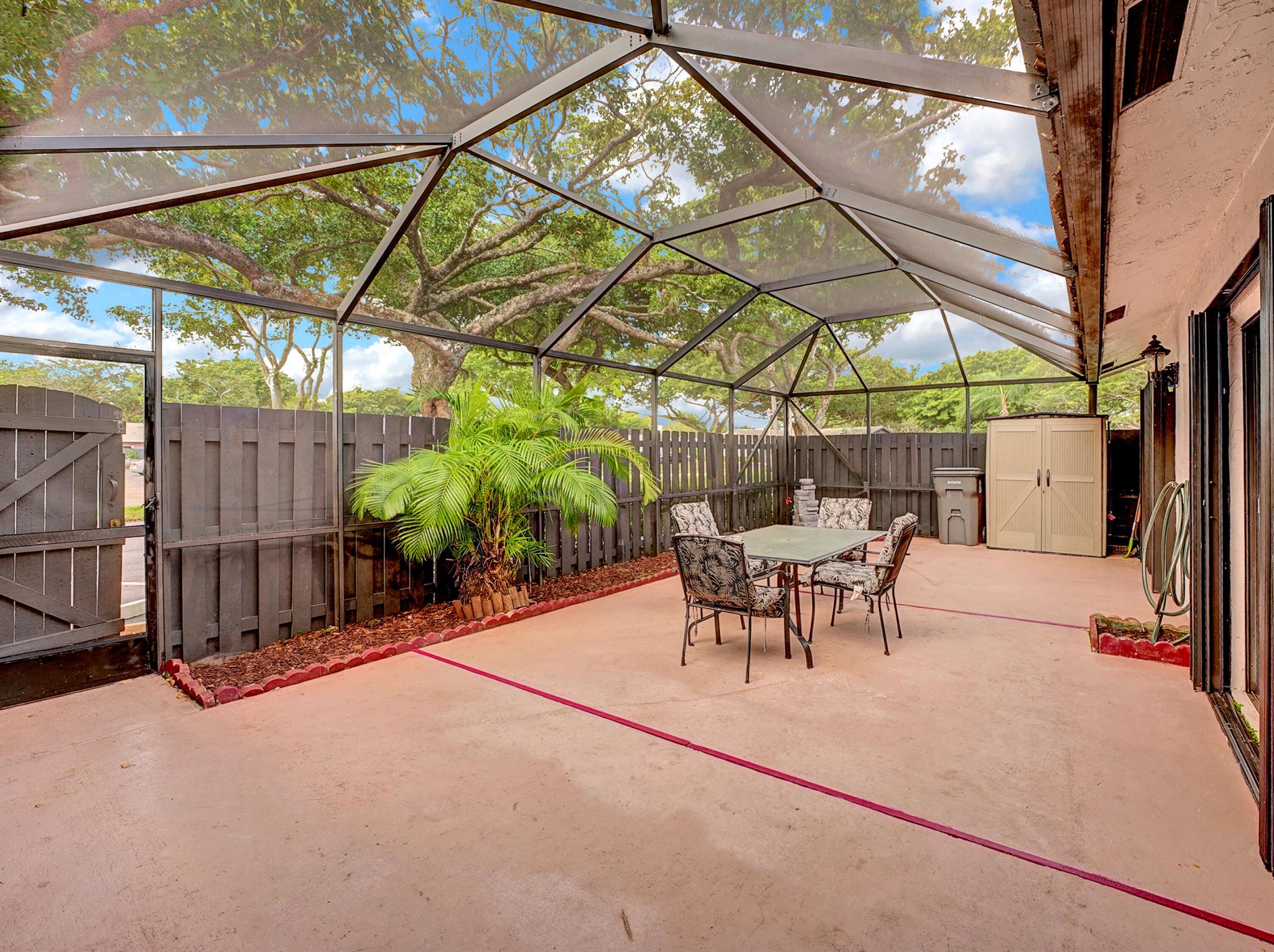 SUMMIT PINES UNIT 3 - Residential Lease