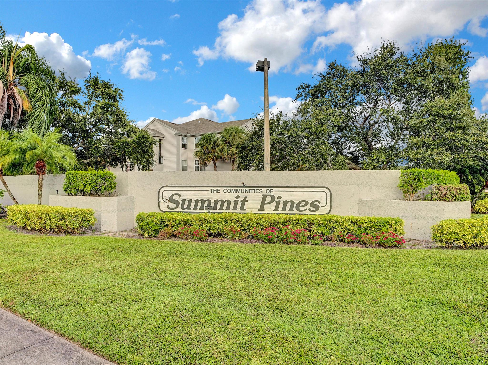 SUMMIT PINES UNIT 3 - Residential Lease