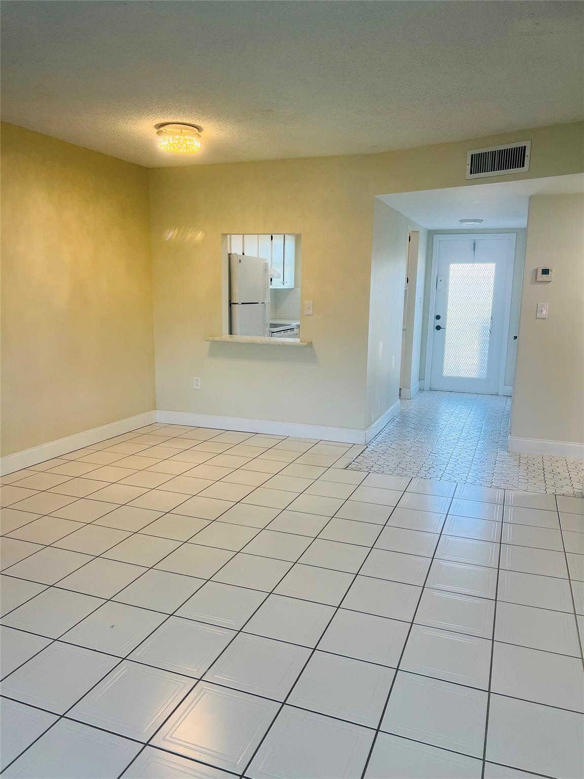 8515 N Sunrise Lakes Blvd 303