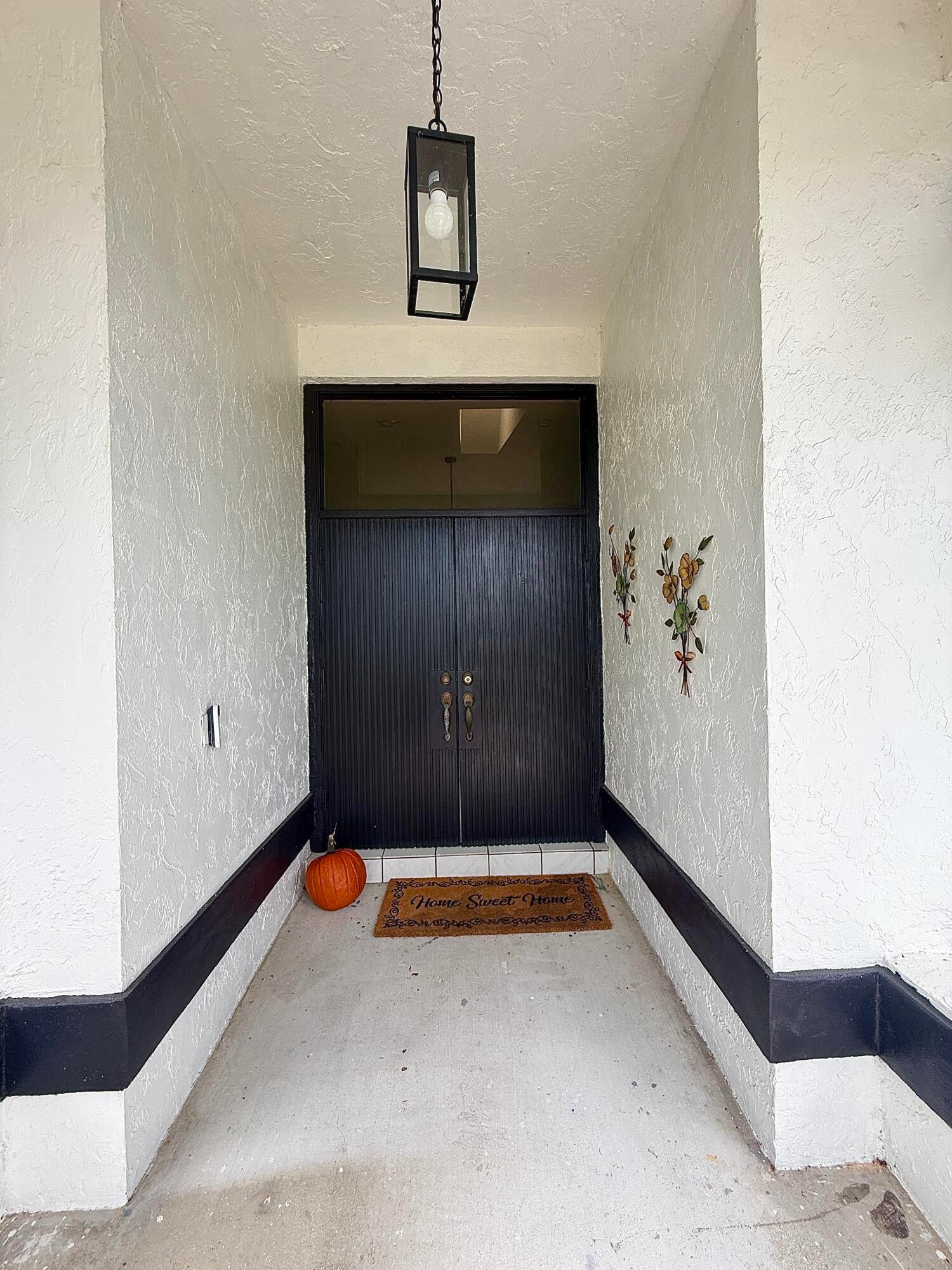 15580 MEADOW WOOD Drive
