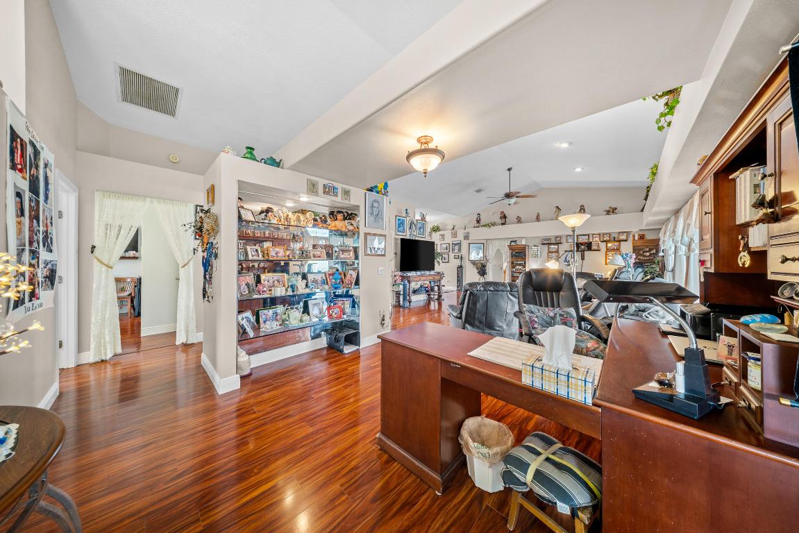 PORT ST LUCIE SECTION 23 - Residential