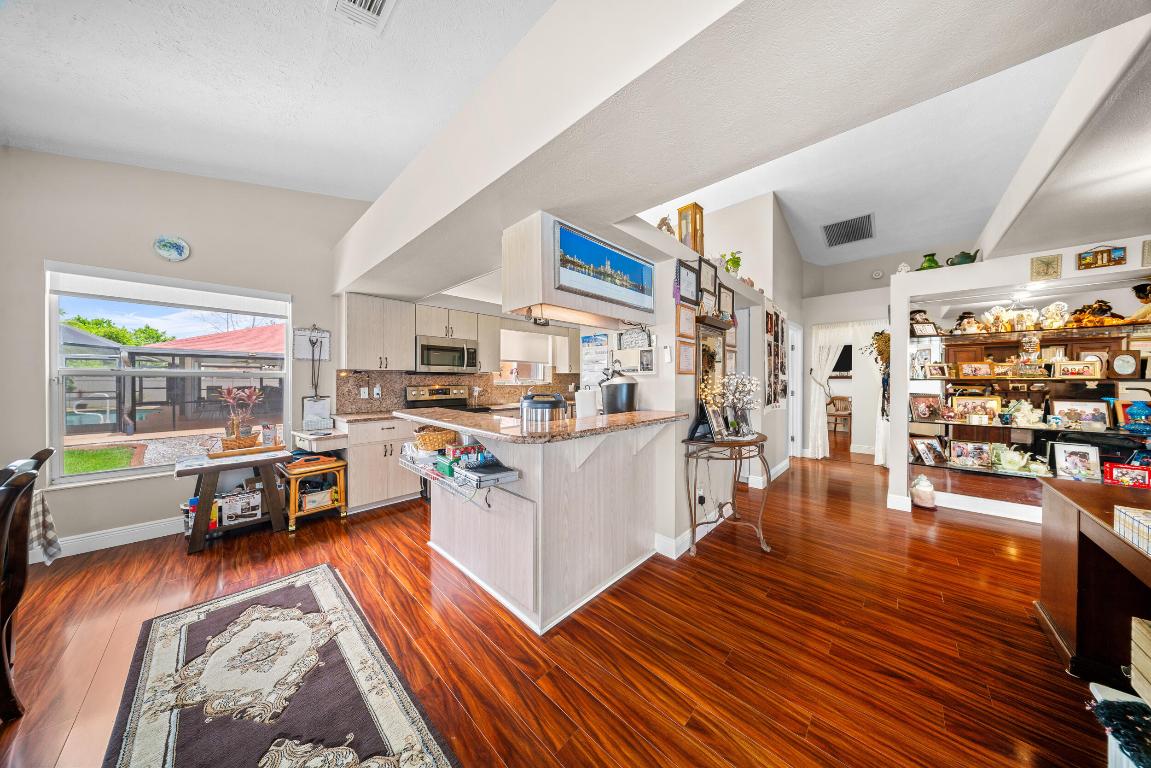 PORT ST LUCIE SECTION 23 - Residential