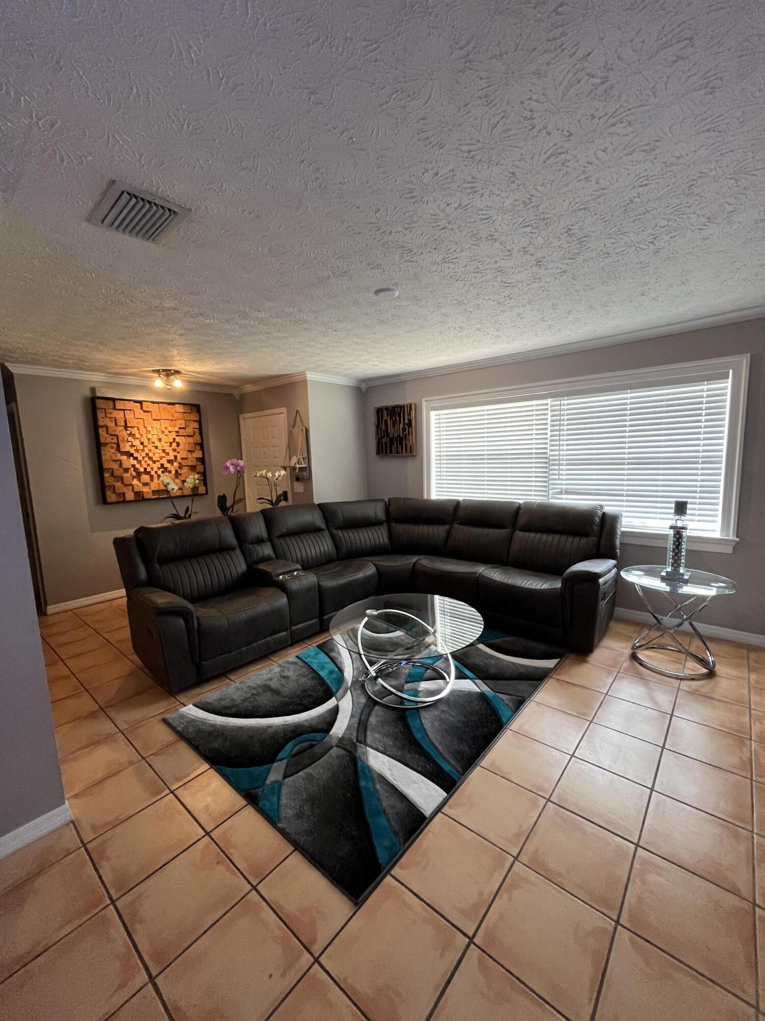 PORT ST LUCIE SECTION 21 - Residential