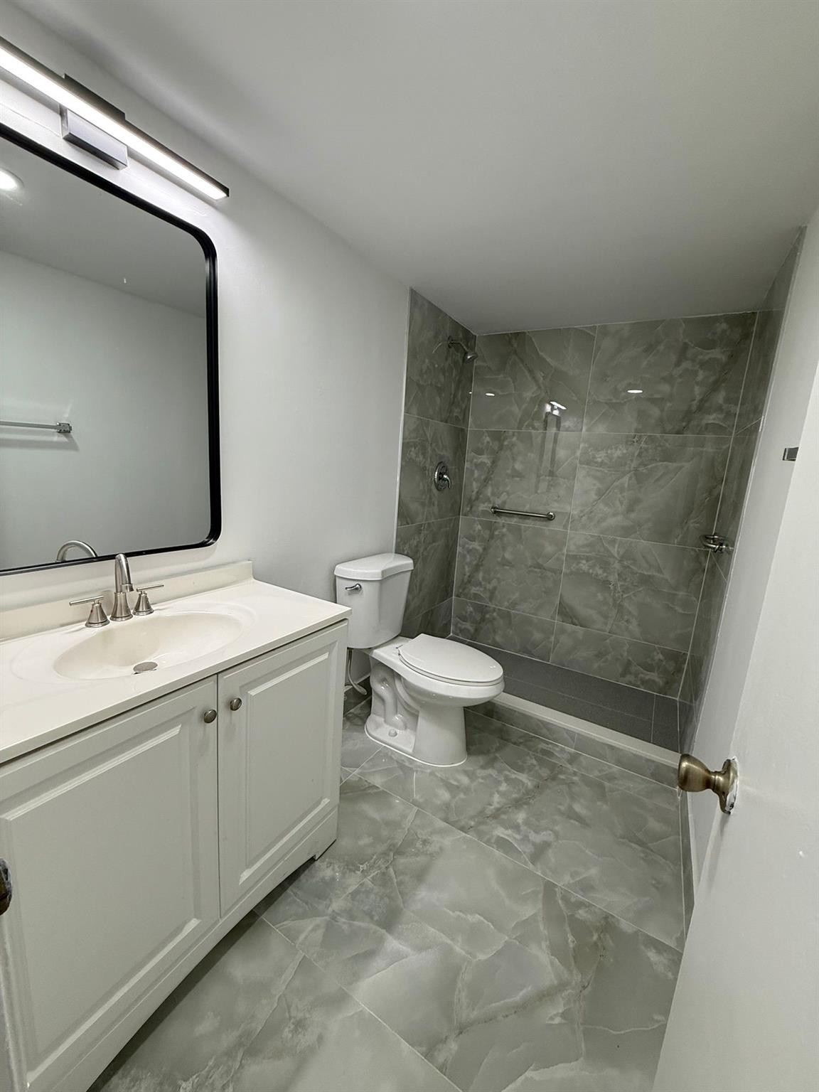 10000 NW 80th Court 2341