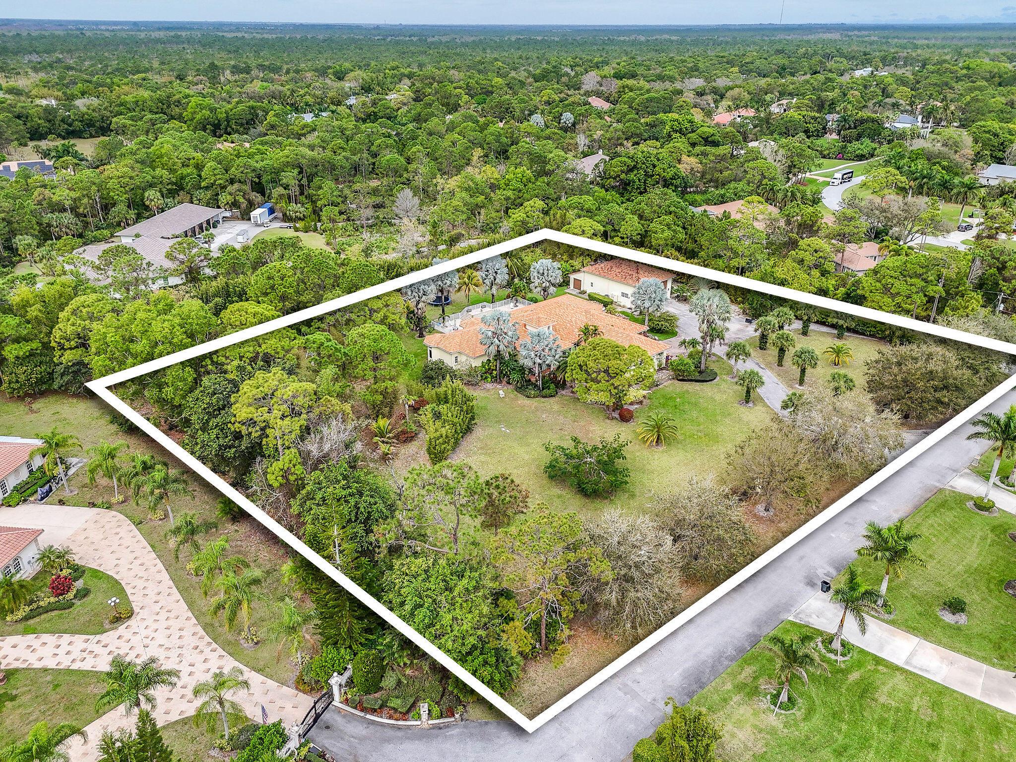 821015 Island Country - Residential