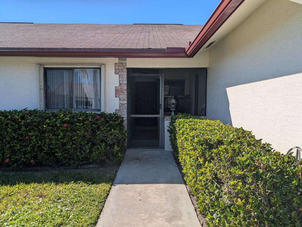 Photo of 146 Moccasin Trail S, Jupiter, FL 33458 (MLS # R11137134)