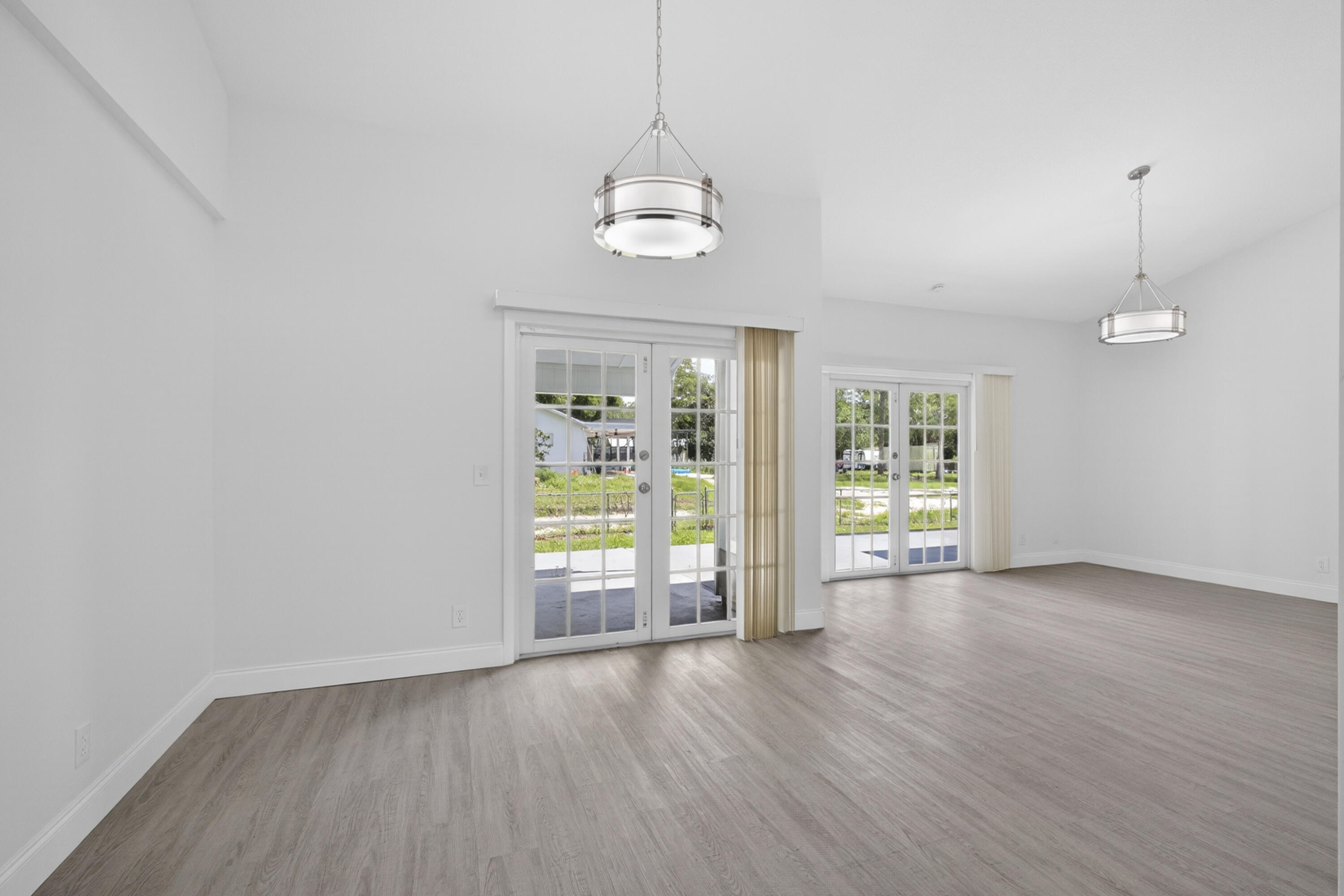 Acreage - Residential