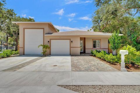 Single Family Residence in Dania Beach FL 218 1st Ave Ave.jpg