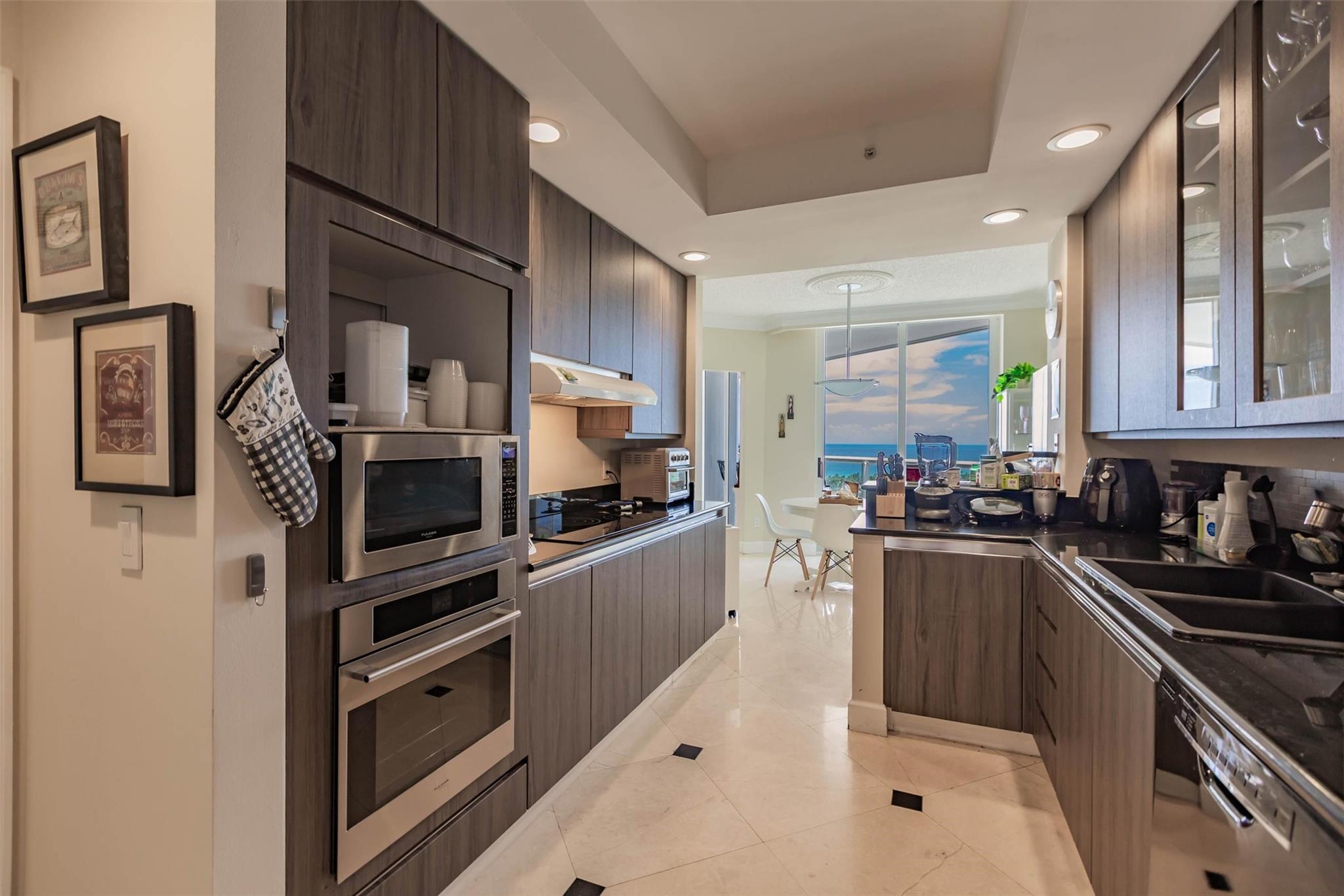 Atlantic III at the point - Residential