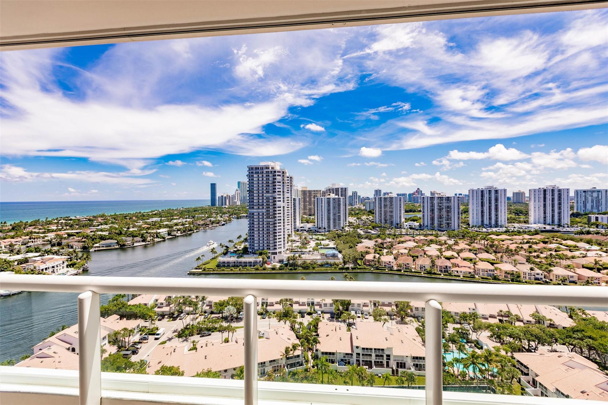 Atlantic III at the point - Residential