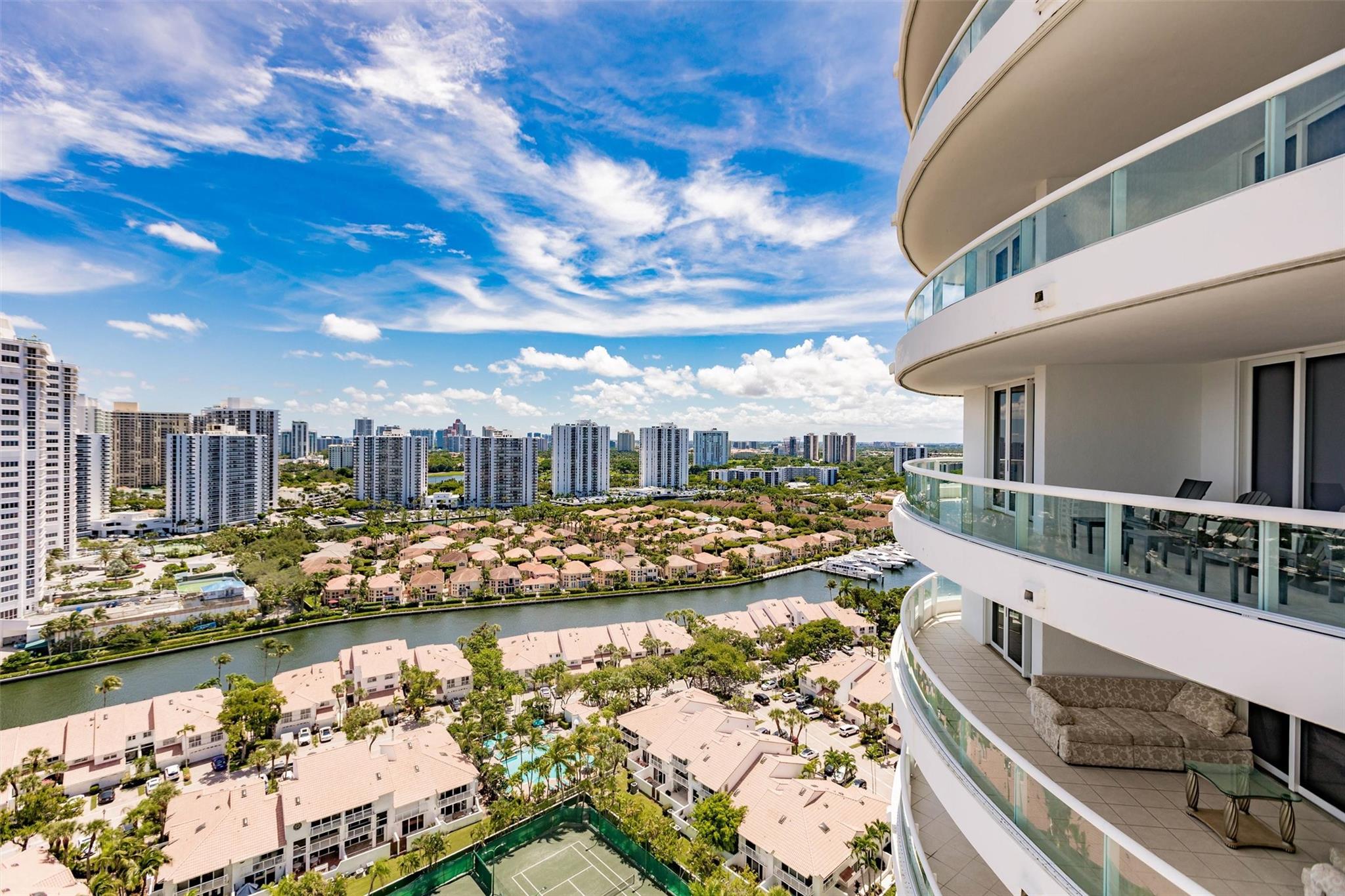 Atlantic III at the point - Residential