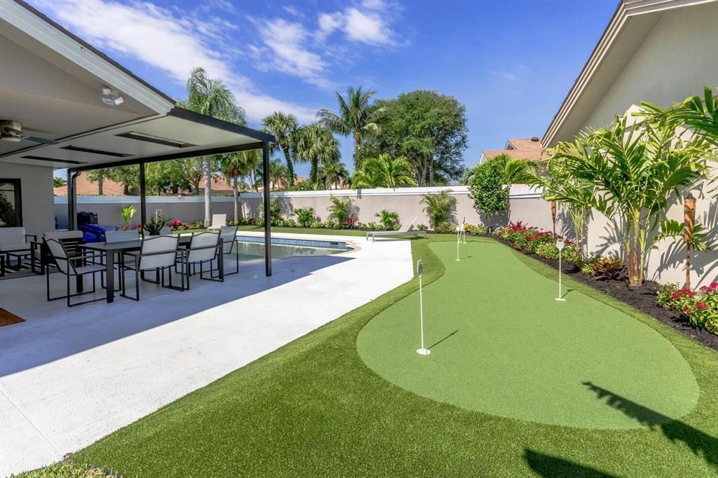 Photo of 306 Leeward Drive, Jupiter, FL 33477 (MLS # R10706340)